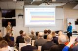 Prof. Andrzej Kraśniewski i Anna Rogowska, Dyrektor Centrum Projektów Rozwojowych podczas prezentacji 